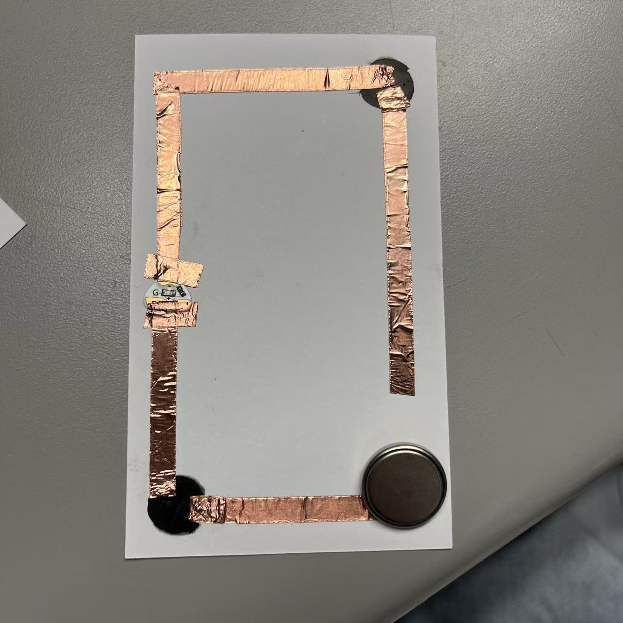 Conductivity using graphite and pigments.